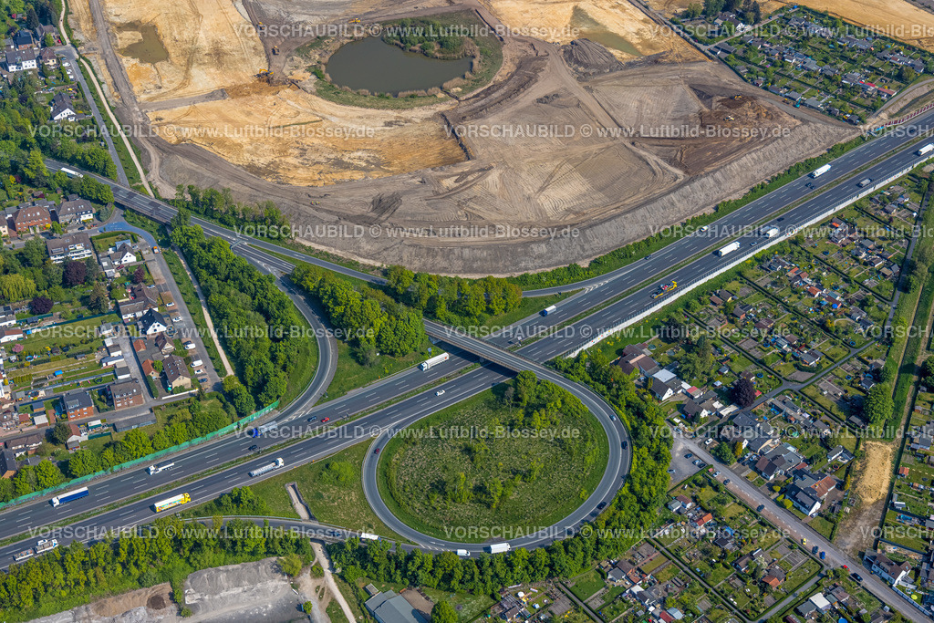 Recklinghausen220500948 | Luftbild der ehemaligen Trabrennbahn Recklinghausen, an der Autobahn A2, mit nördlicher Tangente der Blitzkuhlenstraße,  König-Ludwig, Recklinghausen, Ruhrgebiet, Nordrhein-Westfalen, Deutschland