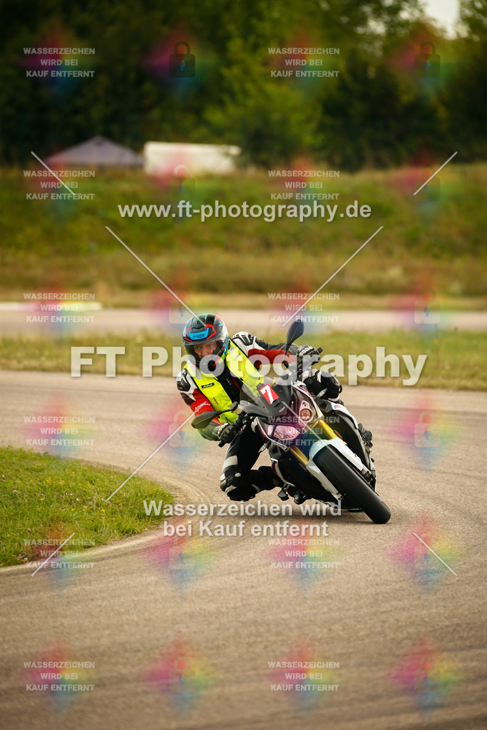 _MOT8059 | Hier findet Ihr Bilder von Touristenfahrten auf der Nürburgring Nordschleife oder von anderen Veranstaltungen die ich besucht habe. Viel Spass beim Durch Schauen 