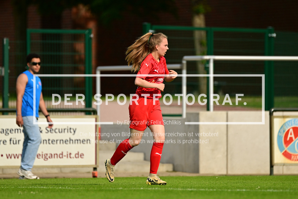 Fußball I Frauen I Saison 2024-2025 I Landesliga I 26. Spieltag I SV Ahlerstedt-Ottendorf II - VSV Hedendorf-Neukloster I 047104 | Der Sportfotograf. - Realisiert mit Pictrs.com