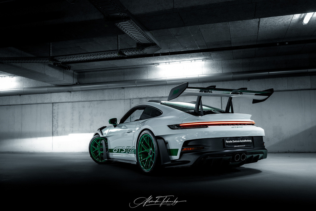 911 Porsche 911 GT3 RS | Entdecken Sie die faszinierende Welt von Alexander Tschuncky Arts: Kreative Fotografie, atemberaubende Automobilkunst und hochwertiger Bilderdruck. Lassen Sie sich inspirieren! - Realisiert mit Pictrs.com
