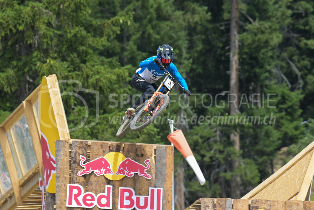 UCI Mountain Bike World Cup Lenzerheide 2022 - Downhill - 9. July 2022 | UCI Mountain Bike World Cup Lenzerheide 2022 - Downhill
Bike Kingdom, Lenzerheide
#3 HART Danny (GBR)
Bild: Sportfotografie Markus Aeschimann | www.markus-aeschimann.ch - Realisiert mit Pictrs.com