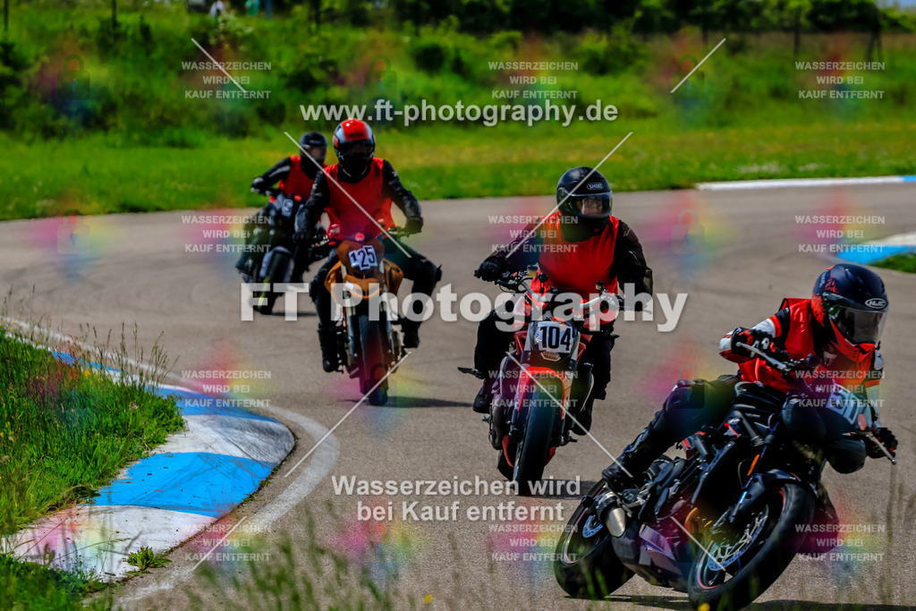 MotoTeam-0042 | Hier findet Ihr Bilder von Touristenfahrten auf der Nürburgring Nordschleife oder von anderen Veranstaltungen die ich besucht habe. Viel Spass beim Durch Schauen 