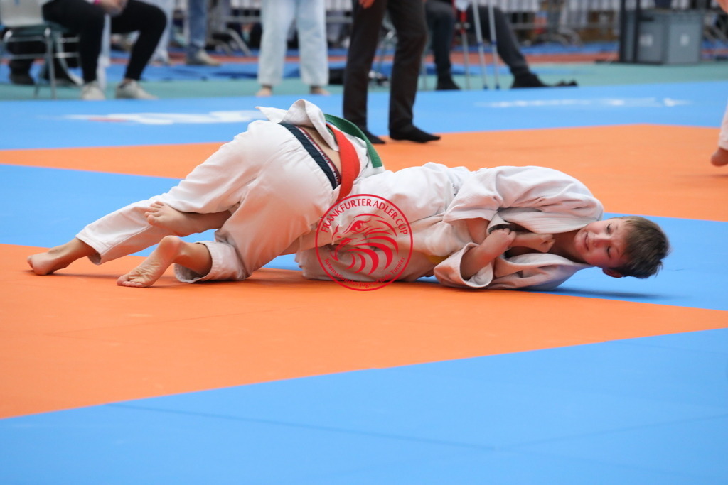 1J7A2581 | Fotos vom Adler Cup - Pictures from Adler Cup

Hier findet Ihr alle Eindrücke und großen Momente der Adler Cup Wochenenden. Here you will find all impressions and great moments of the Adler Cup weekends. - Realisiert mit Pictrs.com