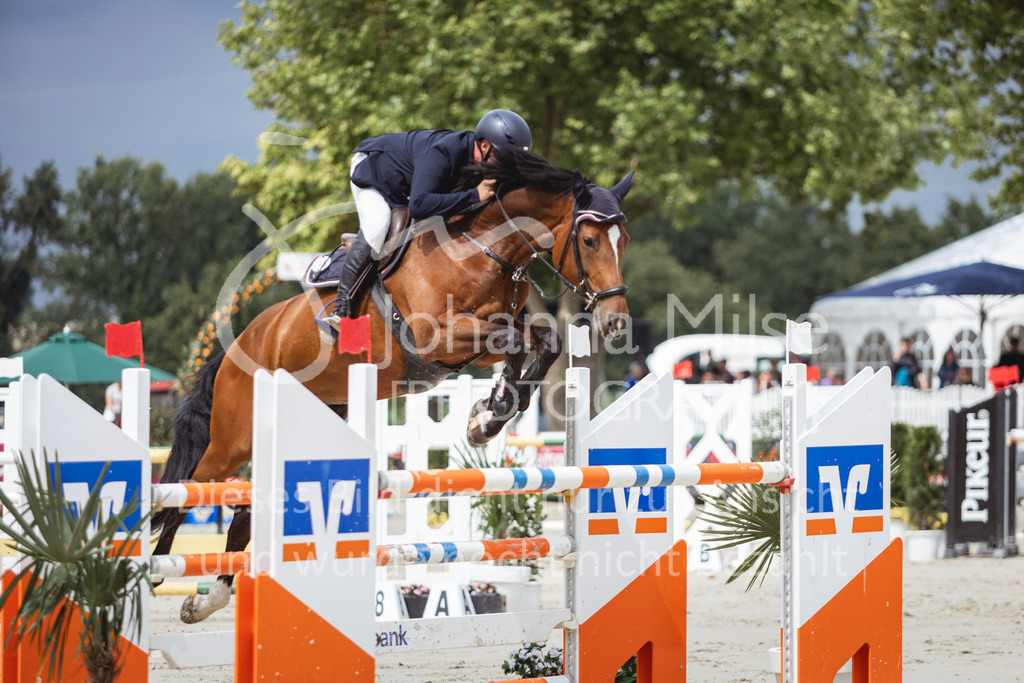 240712_BHO_ZweiPh-M2-1-515 | Deine schönsten Turniermomente als professionelle Fotos! Entdecke hochwertige Pferdesport-Fotografie im Online-Shop. Jetzt Fotos finden & bestellen!