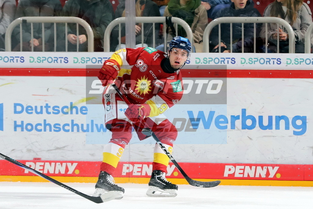 Simon Thiel DEG | Simon Thiel DEG - Realisiert mit Pictrs.com