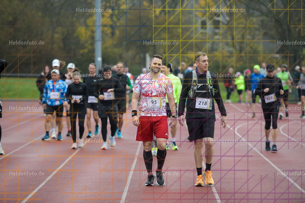 Neusser Erftlauf 2025  | 15km Neusser Erftlauf 2025 Foto: Heldenfoto.de