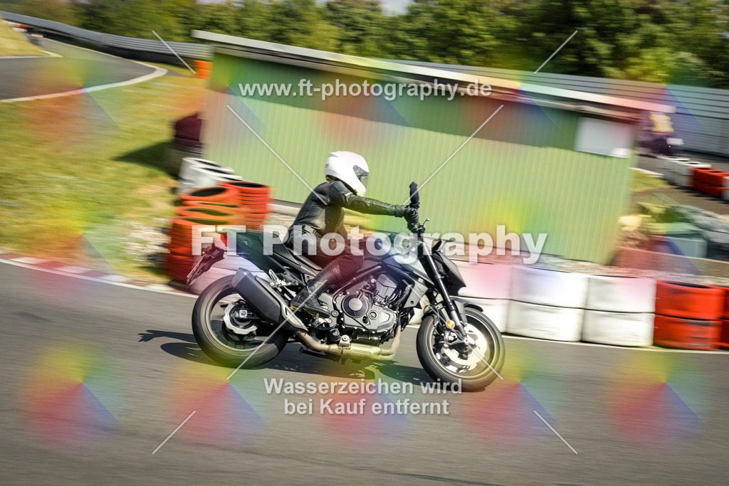 OBK_Mai_Martina_Markus-11146 | Hier findet Ihr Bilder von Touristenfahrten auf der Nürburgring Nordschleife oder von anderen Veranstaltungen die ich besucht habe. Viel Spass beim Durch Schauen 