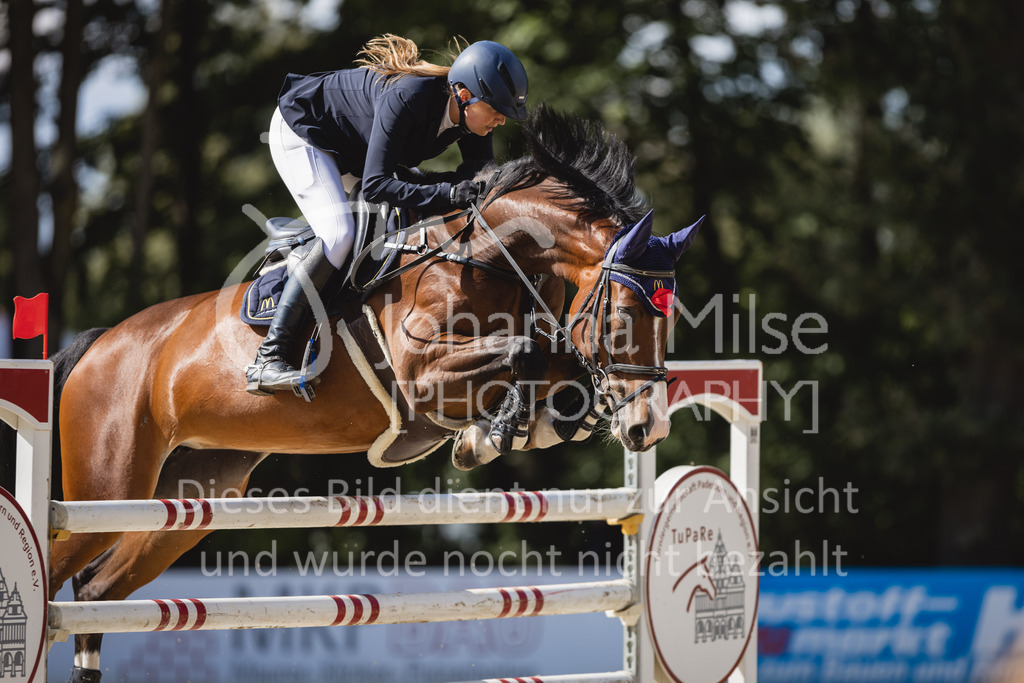 230826_Delbrueck_M2-Spr-825 | Deine schönsten Turniermomente als professionelle Fotos! Entdecke hochwertige Pferdesport-Fotografie im Online-Shop. Jetzt Fotos finden & bestellen!