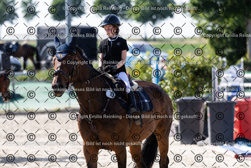 CL5A1189 | Emilia Reinking Fotografie - Realisiert mit Pictrs.com