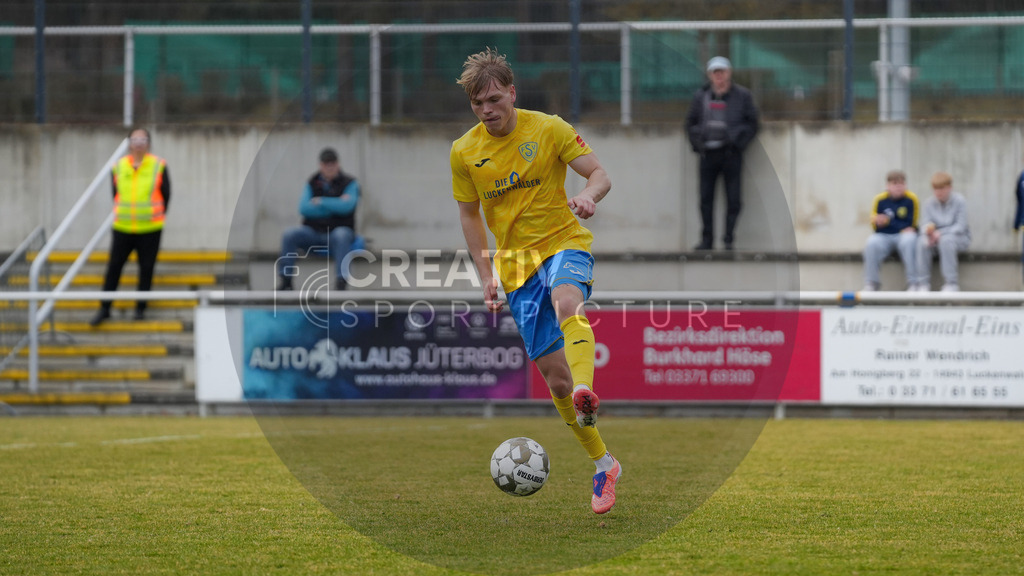 Fußball, Herren, Saison 2025/2026, Regionalliga Nordost, 26. Spieltag, FSV 63 Luckenwalde vs. Greifswalder FC, Samstag 14.03.2026, Werner-Seelenbinder-Stadion Luckenwalde, | Fußball, Herren, Saison 2025/2026, Regionalliga Nordost, 26. Spieltag, FSV 63 Luckenwalde vs. Greifswalder FC, Samstag 14.03.2026, Werner-Seelenbinder-Stadion Luckenwalde, Im Bild: Jonas Kühn (Luckenwalde) - Realisiert mit Pictrs.com