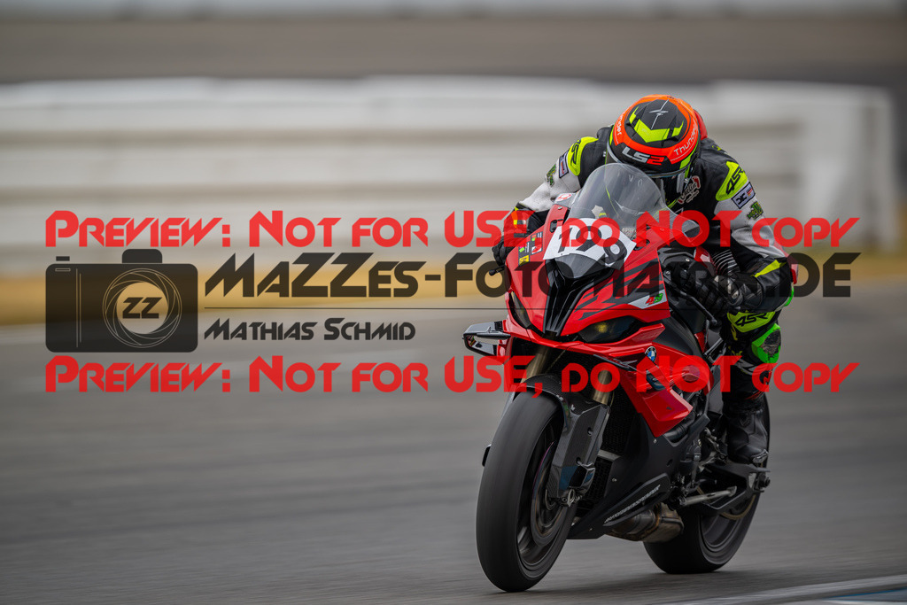 MaZZes-Fotomatrix-20260809-577218 | R1