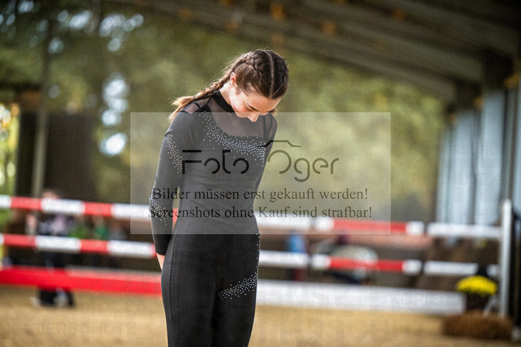 DOS_0594 | Entdecke hochwertige Reitturnierfotos von Foto Oger. Professionell, emotional und authentisch – jetzt Lieblingsmomente im Shop bestellen.Deutschlandweite Turnierfotografie. - Realisiert mit Pictrs.com