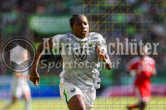 14.05.2026, GER, Fussball, Frauen, DFB-Pokal, Finale, Saison 2025/2026, VfL Wolfsburg - FC Bayern München | Lineth Beerensteyn (Wolfsburg) rennt