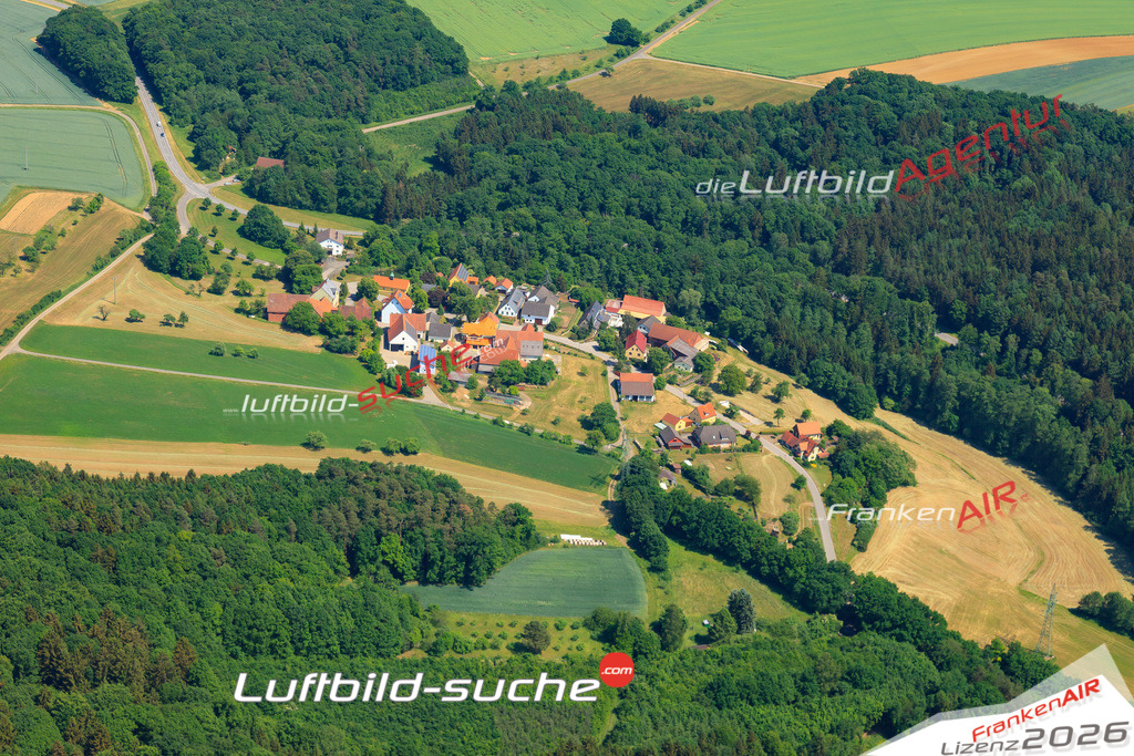 Die Luftaufnahme Fierst - Ebern wurde vom UL-Flugzeug (keine Drohne) aus fotografiert.Hohe Druck- Auflösung-die Geschenkidee!