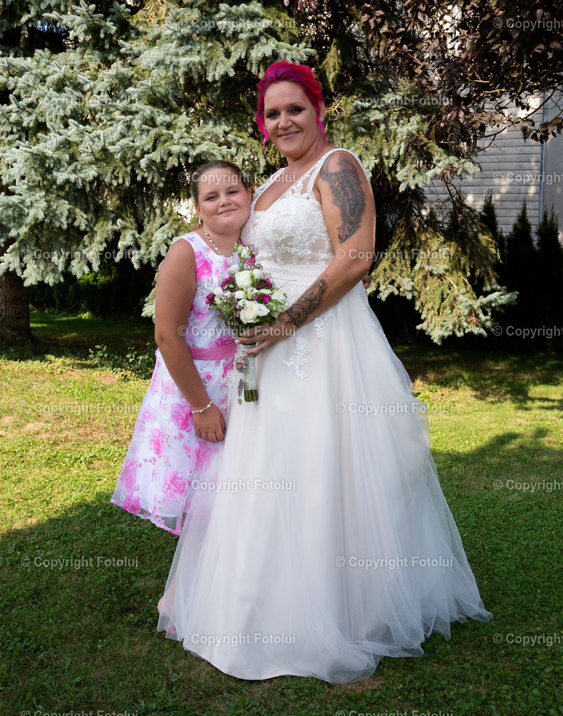 KERSTINFREDYHOCHZEIT_260822_169 | bilder, linz, photo, foto, fussball, sport, fotolui, bundesliga