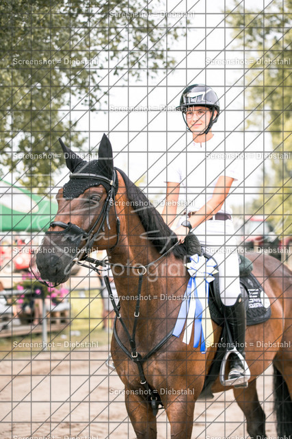 _W6A1703 | ronjaprokoschfotografie - Realisiert mit Pictrs.com