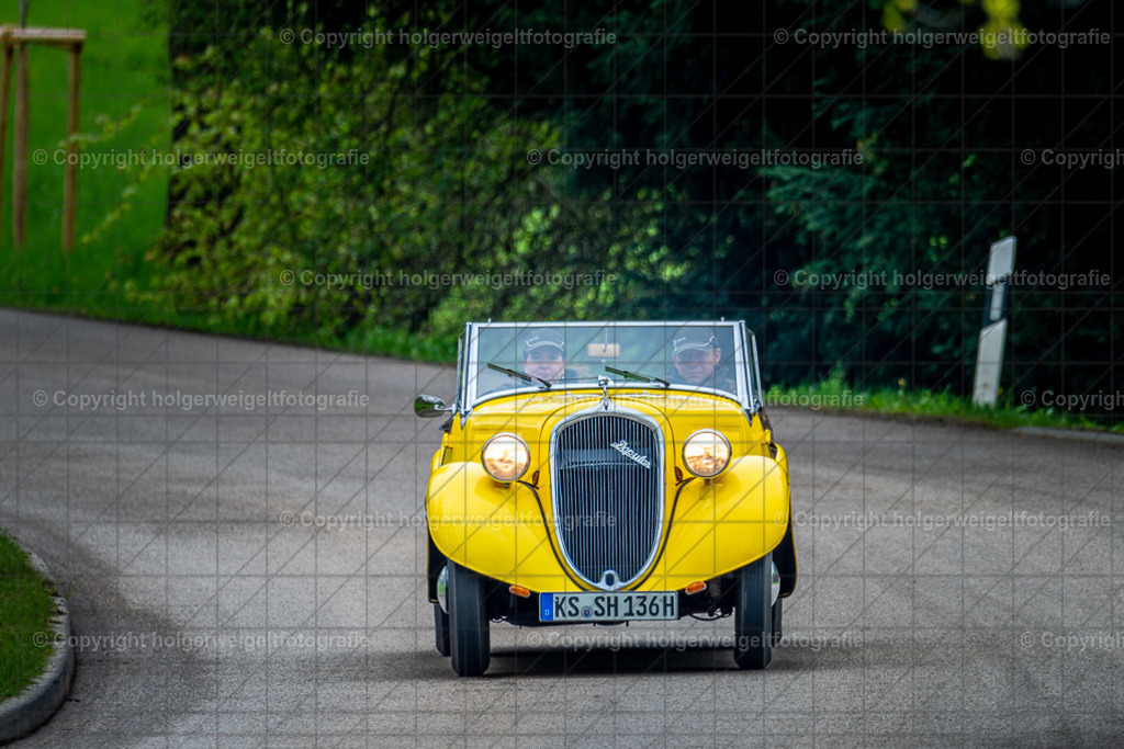 Skoda Popular Roadster/ Baujahr 1936 | Kaufen sie online außergewöhnliche Fotografien auf Leinwand Acrylglas Fotoprint Aludibond von holgerweigeltfotografie - Realisiert mit Pictrs.com
