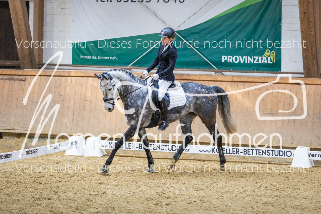 Sth-LPO25-L-Kür-127 | MomenTaufnahmen Pferdesportfotos