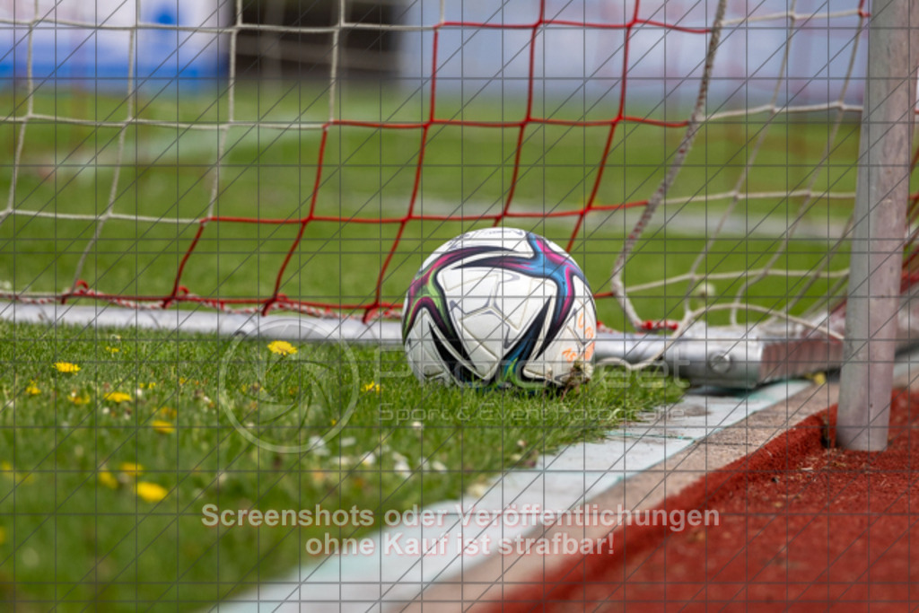 20250426_153354_0735 | #,1.FC Donzdorf (rot) vs. FC Wittlingen (schwarz), Fussball, EnBW-Oberliga B -Juniorinnen, 20. Spieltag, Saison 2024/2025, Rasenplatz, Lautertal Stadion, Süßener Straße 16, 73072 Donzdorf, 26.04.2025 - 14:00 Uhr,Foto: PhotoPeet-Sportfotografie/Peter Harich