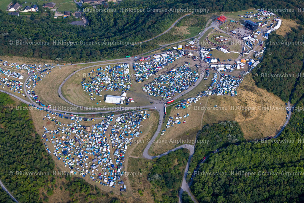 Luftbild Neukirchen-Vluyn-5477 | Musik- Konzert " Dong Open Air " auf der Freilichtbühne in Neukirchen-Vluyn im Bundesland Nordrhein-Westfalen, Deutschland - Realisiert mit Pictrs.com