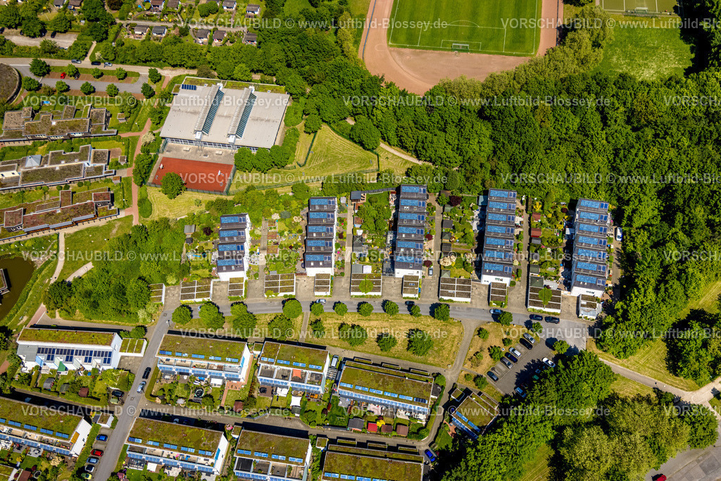 Gelsenkirchen230511374 | Luftbild, Reihenhäuser Wohnsiedlung Sonnenhof, Solarsiedlung, Bismarck, Gelsenkirchen, Ruhrgebiet, Nordrhein-Westfalen, Deutschland
