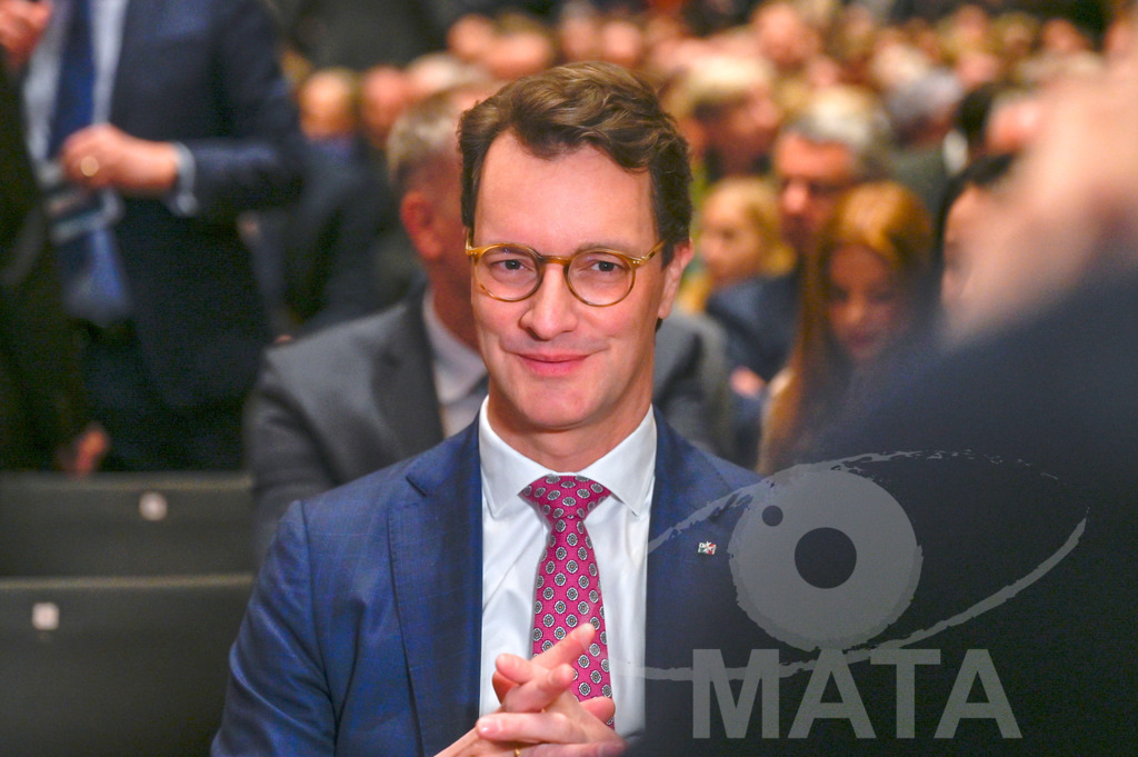 _DWI0362 | Politiker Hendrik Wuest beim CDU-NRW Neujahrsempfang in Düsseldorf. Düsseldorf, 28.01.2023 - Realisiert mit Pictrs.com