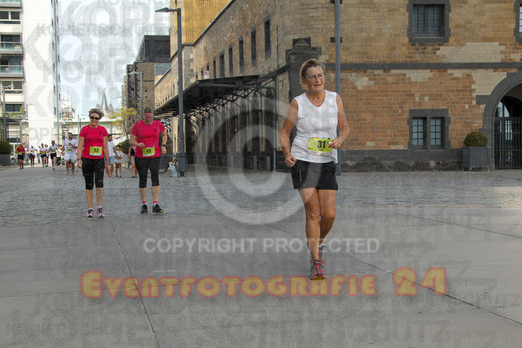 250920_1340_EV4_6420 | Sportfotografie im Rhein-Sieg Kreis, Köln, Bonn, NRW, Rheinland Pfalz, Hessen, etc. Unser Tätigkeitsfeld umfasst den Laufsport vom Volkslauf über den Marathon, Duathlon, Triathon bis zum Ultralauf wie Kölnpfad Ultra oder Schindertrail.