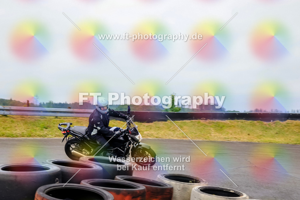 OBK-5898 | Hier findet Ihr Bilder von Touristenfahrten auf der Nürburgring Nordschleife oder von anderen Veranstaltungen die ich besucht habe. Viel Spass beim Durch Schauen 