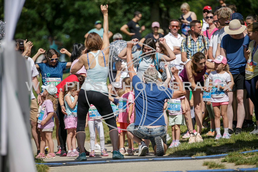 20250622-AW_M2760 | AUSTRIA, 22.06.2025, Linz, OOEGK Frauenlauf Linz Photo: WAPICS / Andreas Willdoner