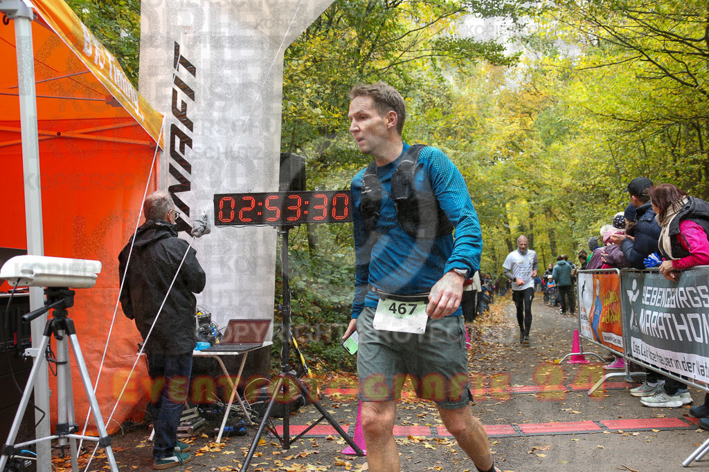 251026_1255_EX1_1880 | Sportfotografie im Rhein-Sieg Kreis, Köln, Bonn, NRW, Rheinland Pfalz, Hessen, etc. Unser Tätigkeitsfeld umfasst den Laufsport vom Volkslauf über den Marathon, Duathlon, Triathon bis zum Ultralauf wie Kölnpfad Ultra oder Schindertrail.