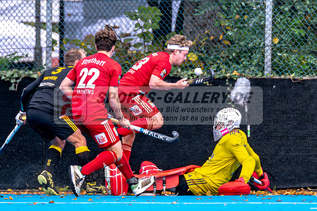 SM_20241012-D85_7640-Verbessert-RR | 1.Bundesliga Feldhockey (M) HTHC - RWK /n.P. 10:9 (1:0,3:3)