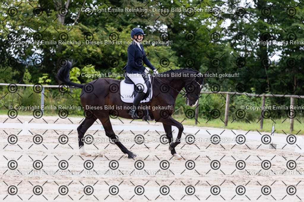 CL5A1885 | Emilia Reinking Fotografie - Realisiert mit Pictrs.com