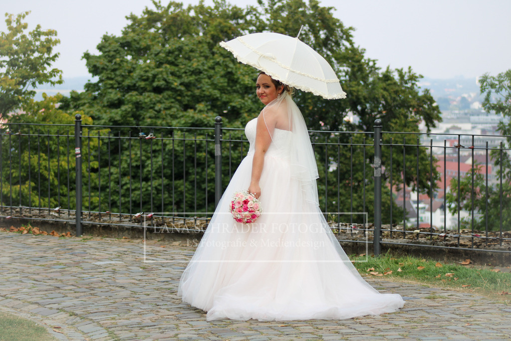 Hochzeit Danica _ Jan 26.08.22-03 | lanaschraderfotografie - Realisiert mit Pictrs.com