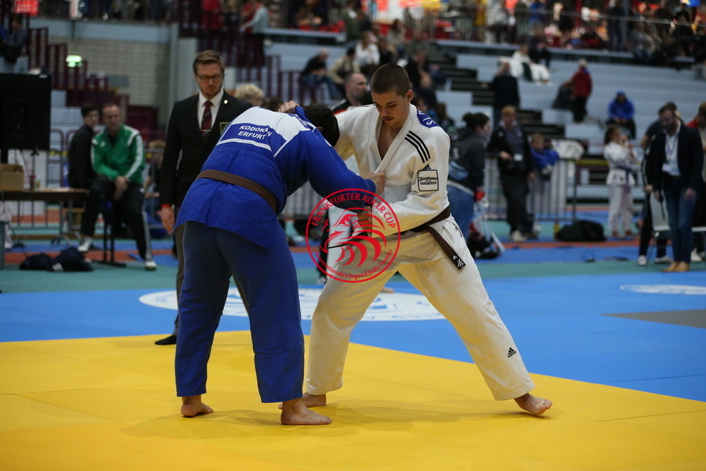 AT3Y2498 | Fotos vom Adler Cup - Pictures from Adler Cup

Hier findet Ihr alle Eindrücke und großen Momente der Adler Cup Wochenenden. Here you will find all impressions and great moments of the Adler Cup weekends. - Realisiert mit Pictrs.com