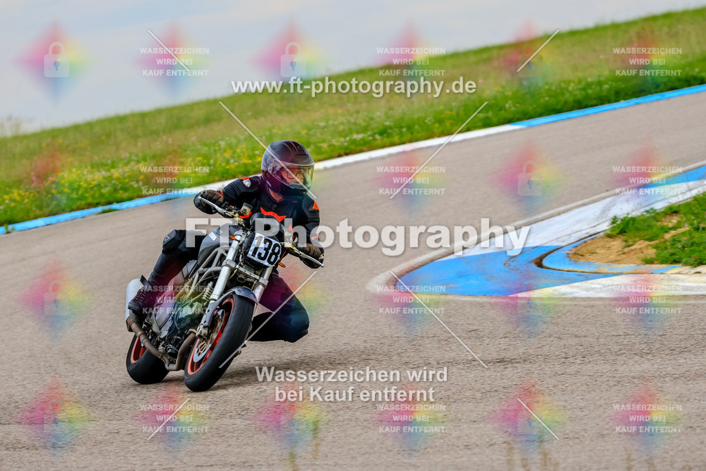 MotoTeam-1736 | Hier findet Ihr Bilder von Touristenfahrten auf der Nürburgring Nordschleife oder von anderen Veranstaltungen die ich besucht habe. Viel Spass beim Durch Schauen 