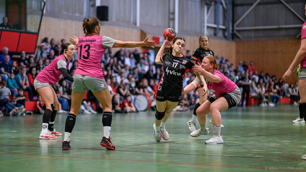 _DSC9149 | "Fussifoto.com – Ihr Ansprechpartner für hochwertige Fotografie! Entdecken Sie kreative Bilder und professionelle Dienstleistungen. Kontaktieren Sie uns für Ihre Projekte!"