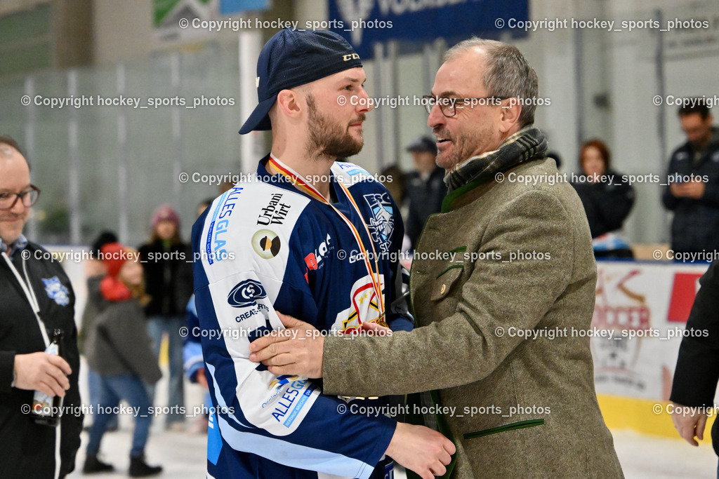 ESC Steindorf vs. EHC Althofen 8.3.2024 | ESC Steindorf vs. EHC Althofen 8.3.2024, ESC Steindorf vs. EHC Althofen Meisterfeier am 08.03.2024 in Steindorf (Ossiachersee Halle), Austria, (Photo by Bernd Stefan)