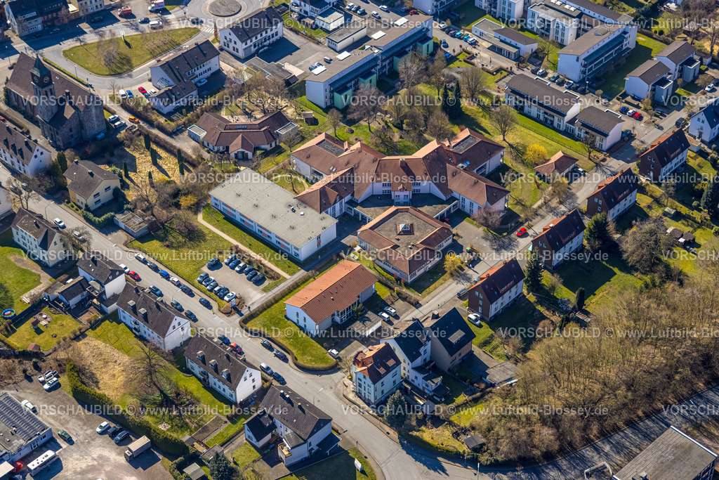 Arnsberg250305540 | Luftbild, Ernst-Wilm-Haus Pflegeheim, Hüsten, Arnsberg, Sauerland, Nordrhein-Westfalen, Deutschland