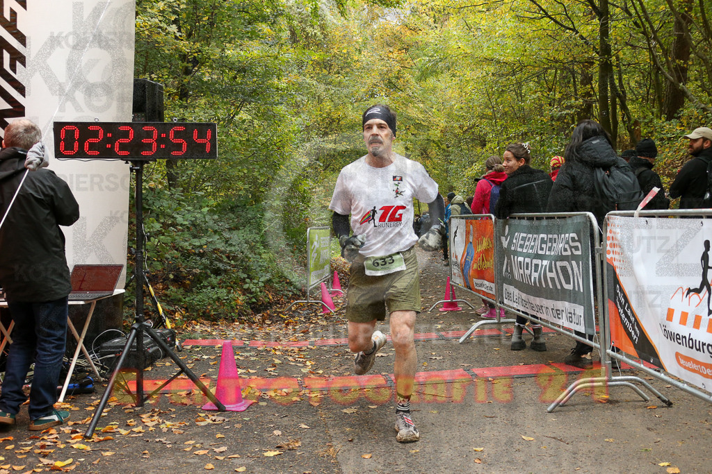 251026_1225_EX1_0356 | Sportfotografie im Rhein-Sieg Kreis, Köln, Bonn, NRW, Rheinland Pfalz, Hessen, etc. Unser Tätigkeitsfeld umfasst den Laufsport vom Volkslauf über den Marathon, Duathlon, Triathon bis zum Ultralauf wie Kölnpfad Ultra oder Schindertrail.