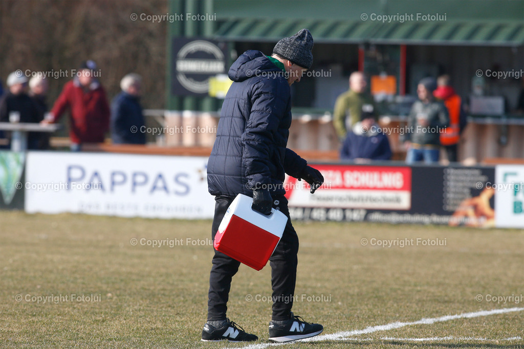 A_LUI_04032023_34 | SPORT,FUSSBALL LT1 OOE LIGA 2023 ASKOE OEDT-SC LUGSTEIN CABS FRIEDBURG 04.03.2023 
IM BILD: GERHARD STEINBACHER MASSEUR VON FRIEDBURG FOTO:FOTOLUI