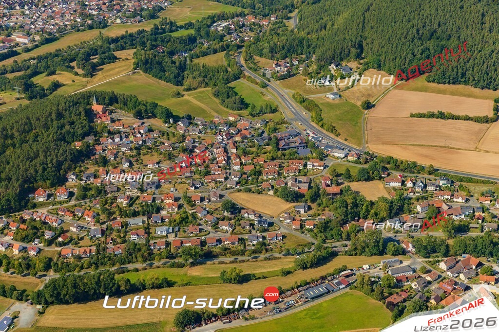 Schrägluftbild  Thonberg  Weißenbrunn - Das Luftbild wurde 2025 vom UL-Flugzeug heraus erstellt ( keine Drohne ) - Hochauflösende Luftaufnahme -Nicht vergleichbar mit Google Maps oder Satelittenbilder- Die Geschenkidee !Mit Lizenz und Bildrechte bestellbar