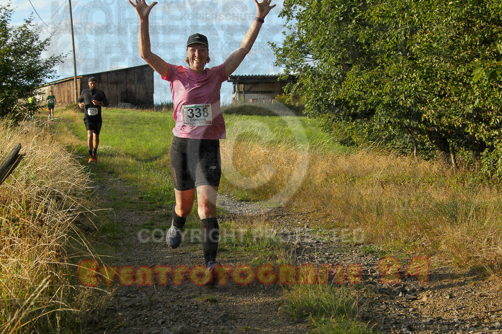 250801_1919_EV4_8524 | Sportfotografie im Rhein-Sieg Kreis, Köln, Bonn, NRW, Rheinland Pfalz, Hessen, etc. Unser Tätigkeitsfeld umfasst den Laufsport vom Volkslauf über den Marathon, Duathlon, Triathon bis zum Ultralauf wie Kölnpfad Ultra oder Schindertrail.