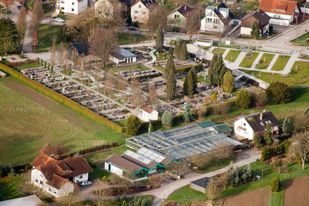Luftbild: Friedhof im Ortsteil Neuburgweier in Rheinstetten im Bundesland Baden-Württemberg in Deutschland. Foto: IMG_25510.jpg vom 02.04.2010 durch Werner Riehm/FLY-FOTO.de