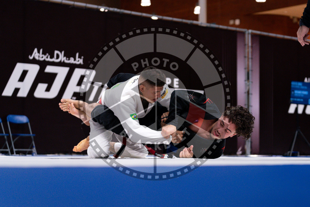 20241013PBB1677 | Athletes compete during the AJP Tour Europe Continental Jiu-Jitsu Amateurs & Masters Championship on October 13, 2024 in Almere near Amsterdam, Netherlands. © Chiara Dazi / photoblackbelt
