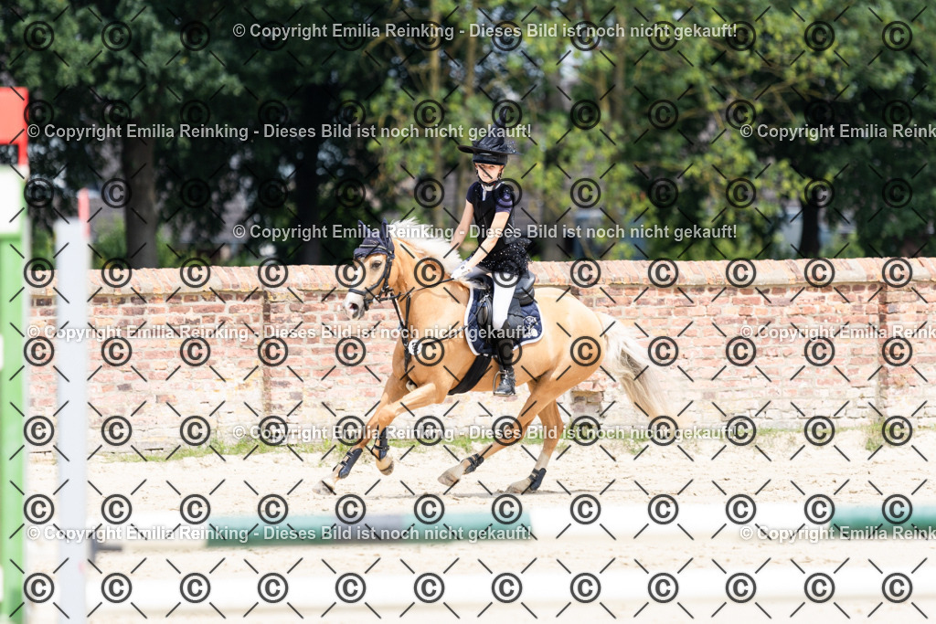 CL5A7400 | Emilia Reinking Fotografie - Realisiert mit Pictrs.com