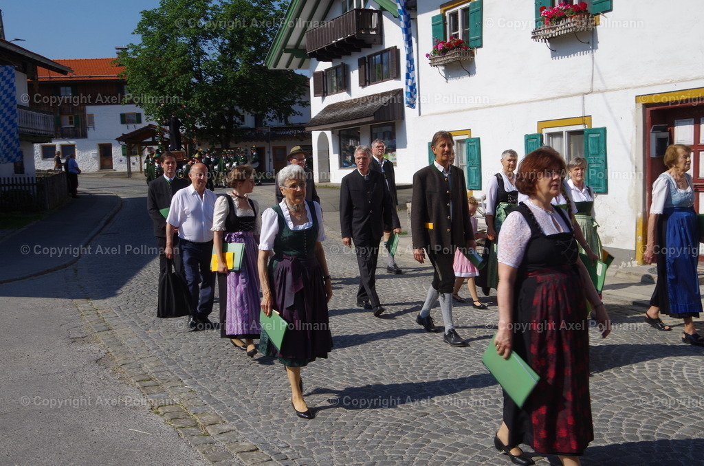 IMGP3359 | fotografiert von Axel PollmannLeonhardi Wallfahrt Benediktbeuern und Murnau, Fronleichnam, Fasching, Landschaft im Loisachtal und Benediktbeuern  - Realisiert mit Pictrs.com