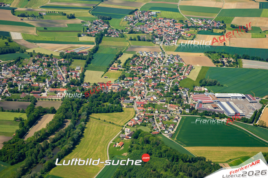 Das Luftbild zeigt  Affing - Die Luftaufnahme wurde 2023 vom UL-Flugzeug aus erstellt ( keine Drohne ) - Hochauflösende Luftaufnahme - Für grossformatige Ausdrucke geeignet. Die Geschenkidee !Mit Lizenz und Bildrechte bestellbar