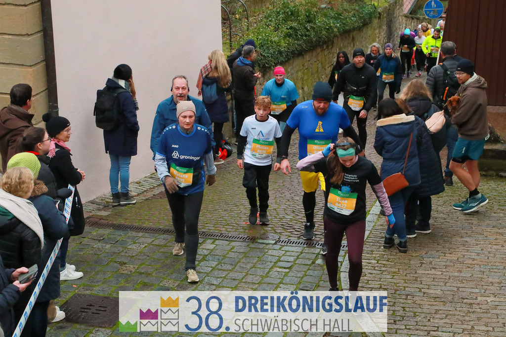 5km Roewisch Wohnbau Cup | 3 Koenigslauf 2024 5km Roewisch Wohnbau Cup - Realisiert mit Pictrs.com