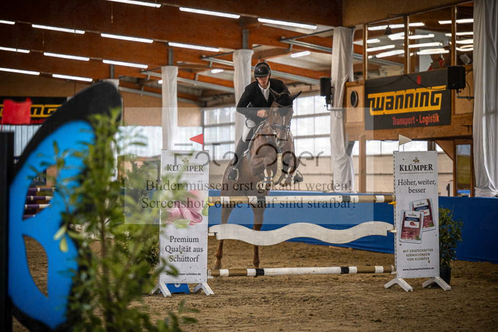 DOS_1645 | Entdecke hochwertige Reitturnierfotos von Foto Oger. Professionell, emotional und authentisch – jetzt Lieblingsmomente im Shop bestellen.Deutschlandweite Turnierfotografie. - Realisiert mit Pictrs.com