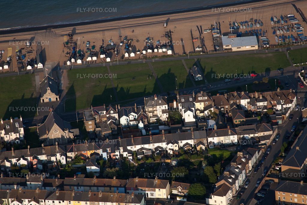 Aerial view: View of the town in Deal in the state England, Great Britain. – Photo: IMG_50796.jpg taken on 05/27/2012 by Werner Riehm/FLY-FOTO.com – Resolution of the original: 4752 x 3168 px